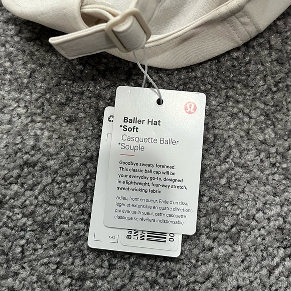NWT Lululemon Women’s Soft Baller Hat Embroidered - Picture 4 of 4